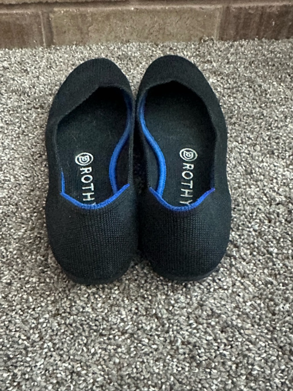 Rothy's The Flat Round Toe Black Knit Ballet Flats Blue Trim Size 7 - Picture 3 of 5